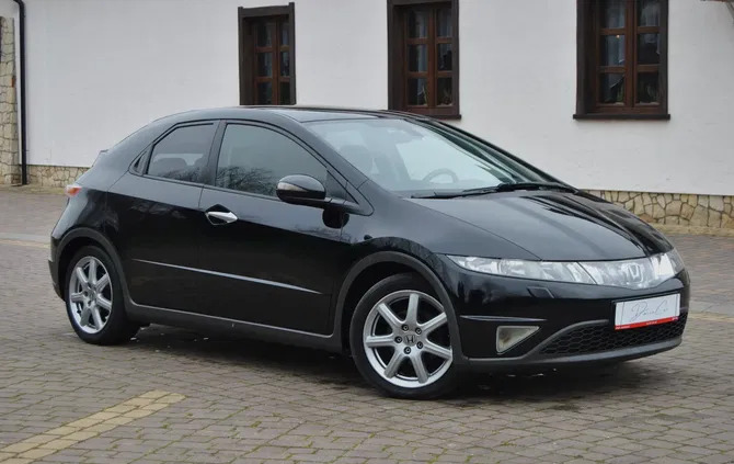 lubelskie Honda Civic cena 20900 przebieg: 221000, rok produkcji 2007 z Krzeszowice